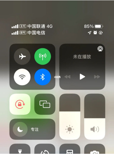 成安苹果手机维修分享iPhone双卡信号解决办法 