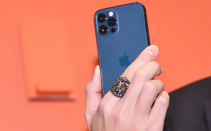 成安苹果手机维修分享iPhone12系列重启方法教程 